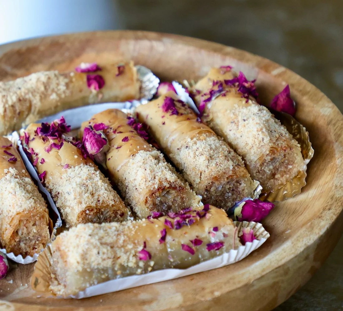 Pâtisseries orientales : makroud, baklava, cornes de gazelle